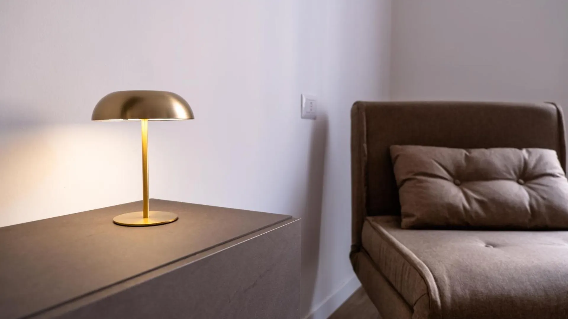Vt Cola Di Rienzo Elegant Suites Rome Apartment