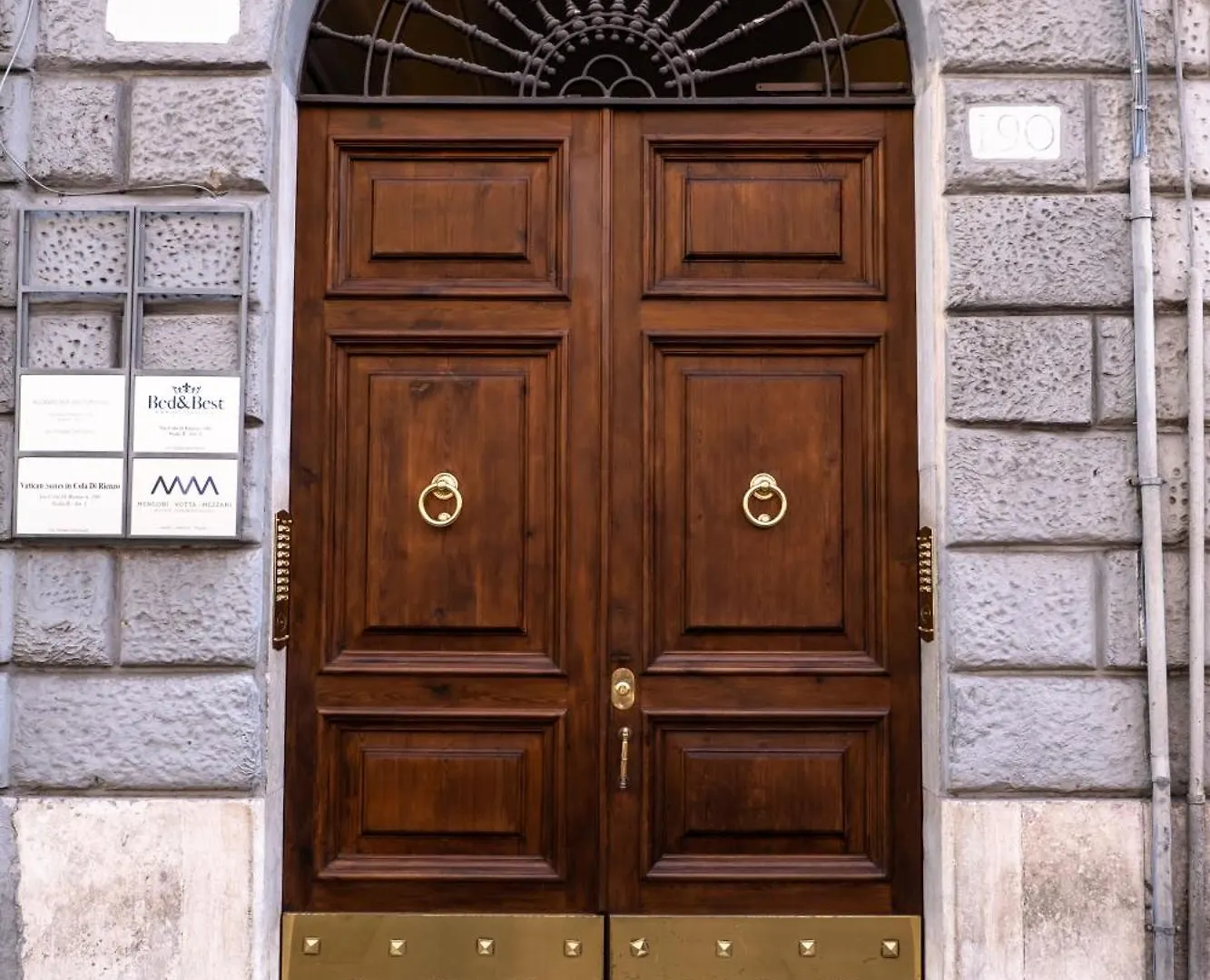 Vt Cola Di Rienzo Elegant Suites Rome Apartment